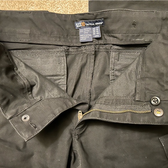 5.11 STRYKE WOMEN'S PANT- Size 14 LIKE NEW!!! Color- Black - Picture 2 of 8
